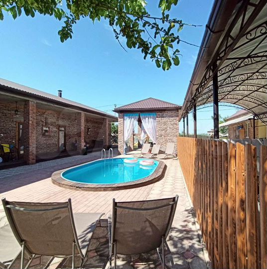 Комната 28 м² в 4-к., 1/1 эт.