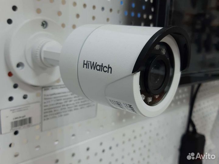 Уличная цилиндрическая HD-TVI видеокамера