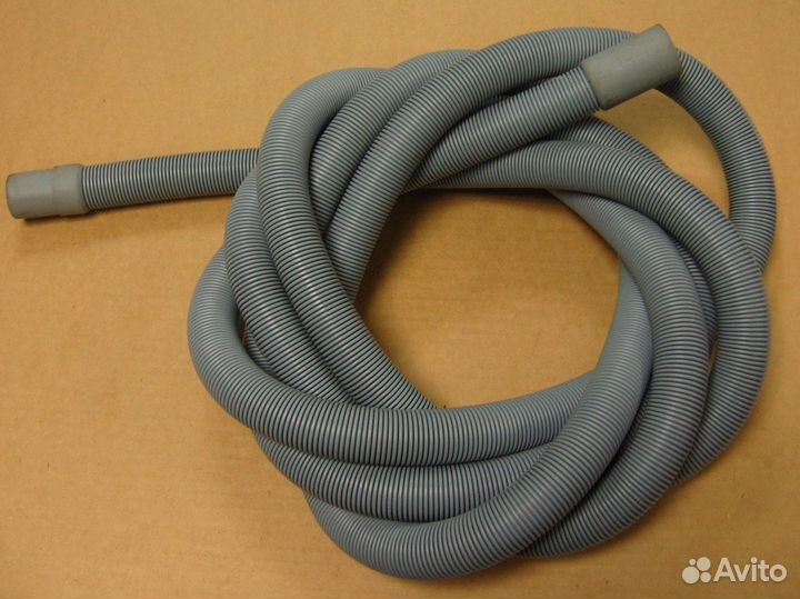 Сливной шланг для стиральных и посудомоечных ма