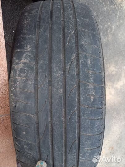 Bridgestone Dueler H/P Sport 215/65 R16 98H