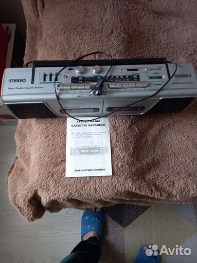 Двухкассетный магнитофон
