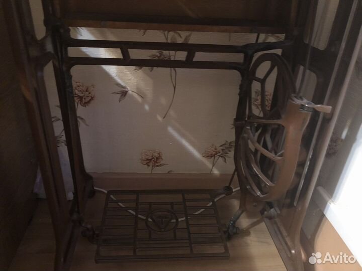 Швейная машина tikka