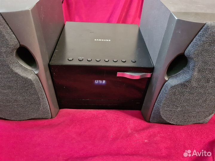 Музыкальный центр Samsung USB DVD