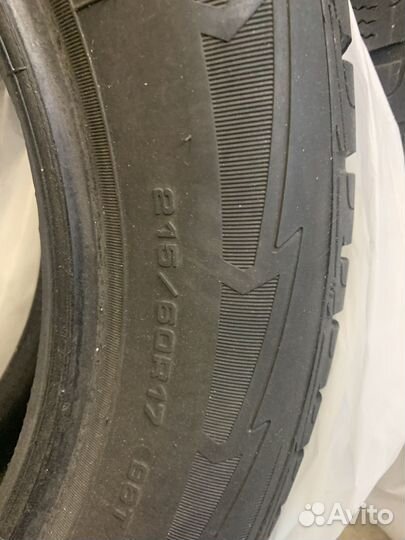 Goodyear UltraGrip Ice 215/60 R17 96T