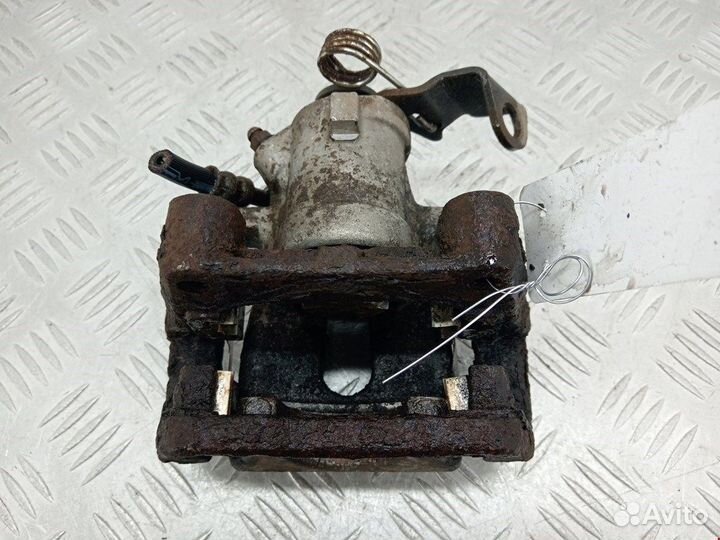 Суппорт задний правый для Opel Astra G 93176083