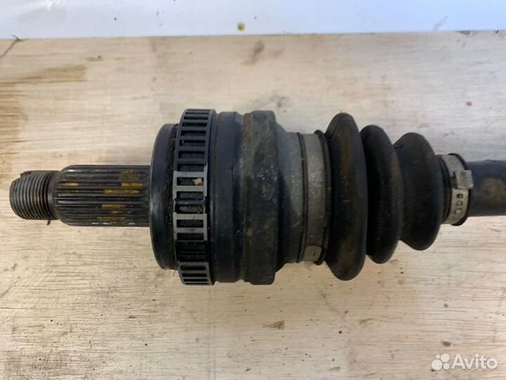 Привод задний левый Bmw X1 E84 N20B20 2012