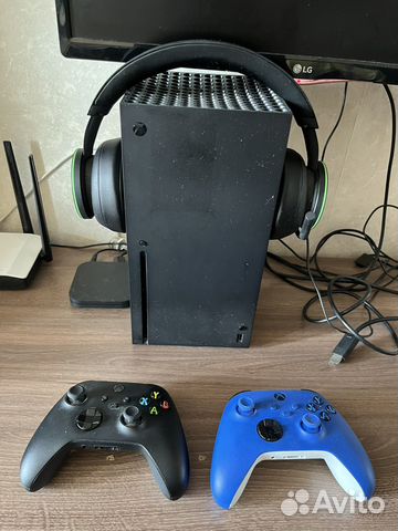 Xbox series x + джойстик + наушники купить в Смоленске | Электроника ...