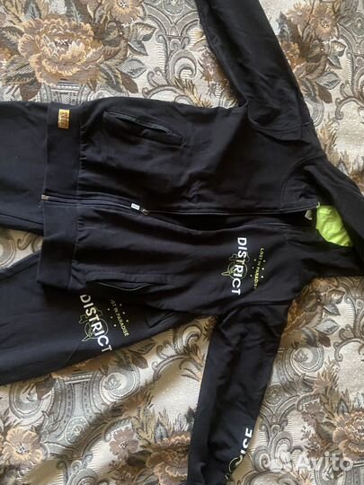 Костюм спортивный