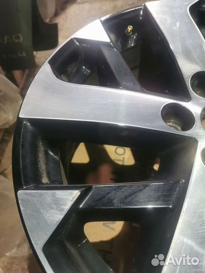 Диск литой R18 Kia Sorento 4 52910P2230