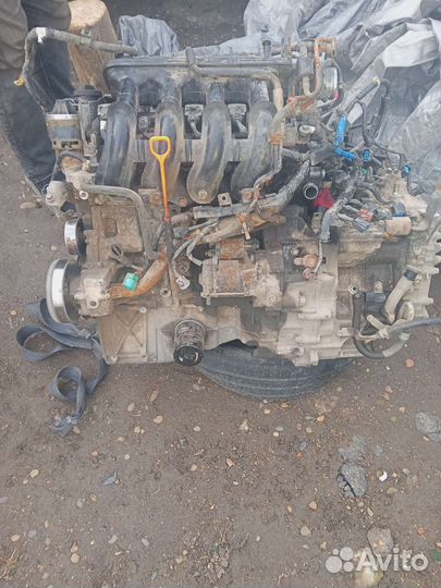 Продам двигатель с коробкой Хонда фит L A13