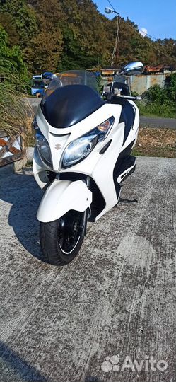 Suzuki skywave 250