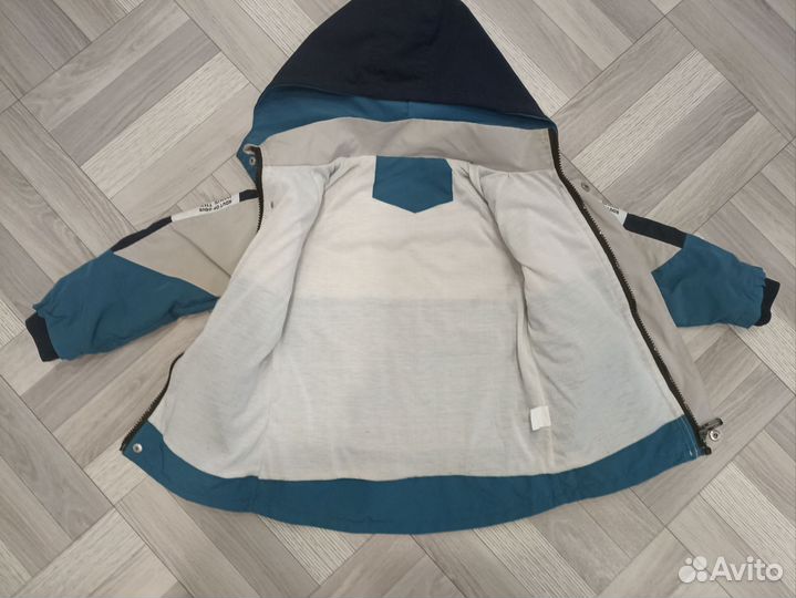 Ветровка на мальчика 104