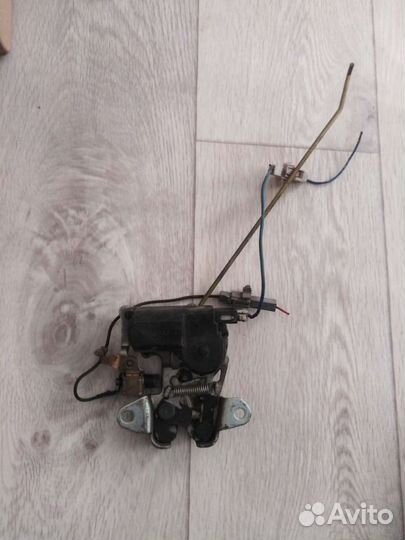 Замок багажника toyota windom VCV10