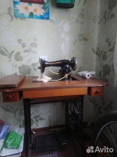 Швейная машина