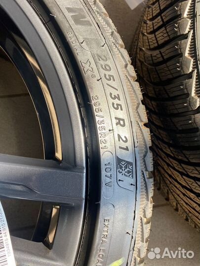 Комплект оригинальных колес BMW стиль 808M