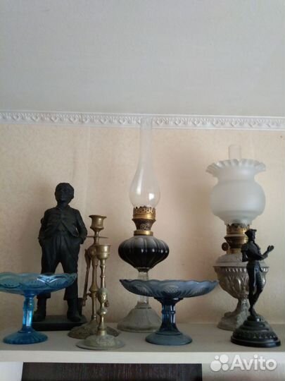 Лампа настольная, подсвечники, вазы