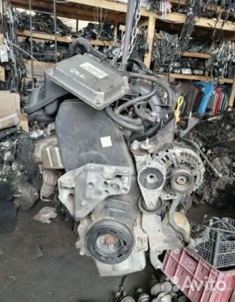 Двигатель volkswagen golf 4 AKL 1.6 бензин 1999