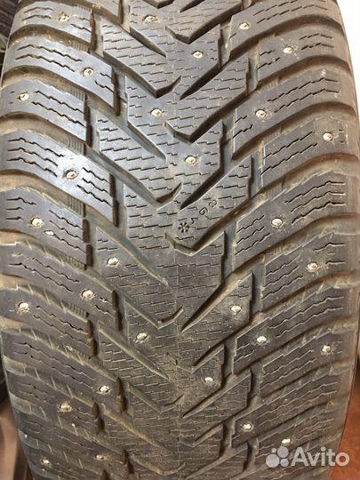 Комплект шипованных колес на Ленд Крузер 200