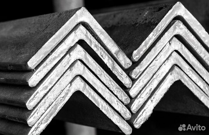 Уголок стальной