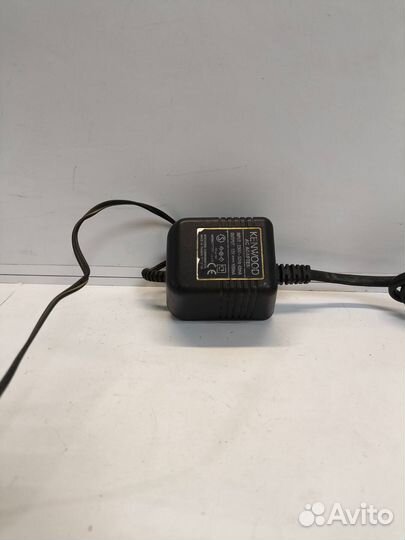 Блок питания внешний 12V 0.3A Kenwood W08-0558 AD