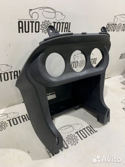 Консоль центральная Mitsubishi Lancer 10 4A92 2013