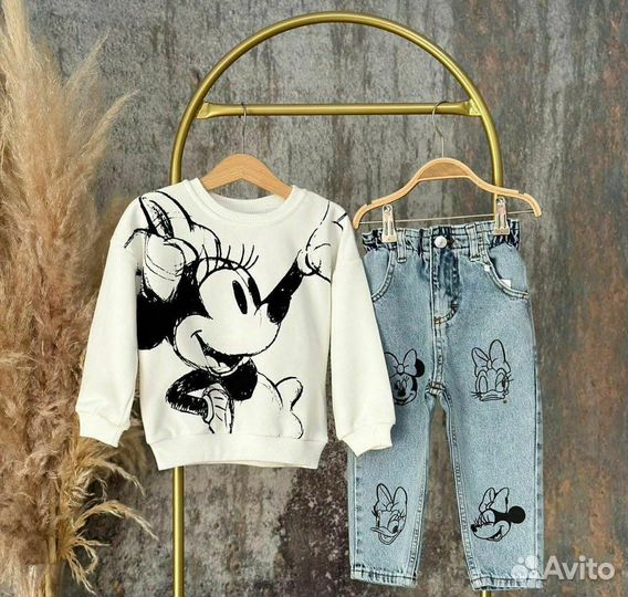 Комплект Zara (джинсы+свитшот) р. 110