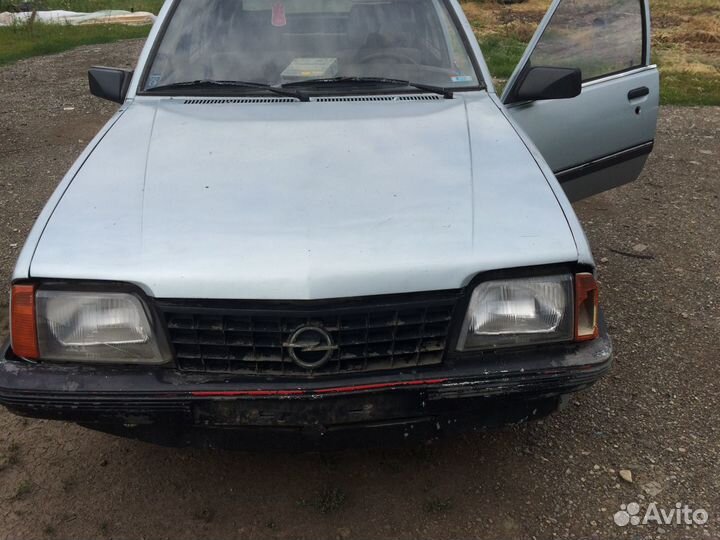 Opel Ascona (C) 1984-1988 Двери Капот Крыша