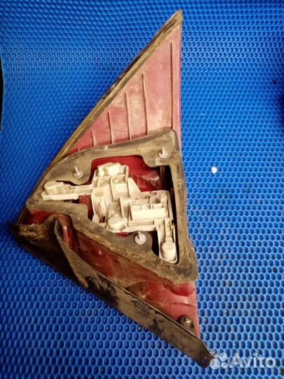 Фонарь задний левый Ford Mondeo 3 cjba 4C75592