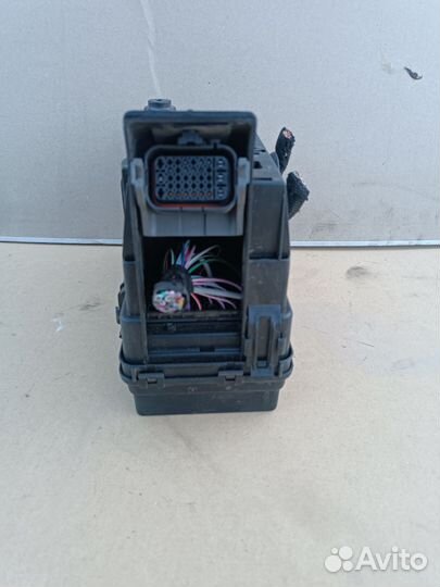 Блок предохранителей 2.4L Opel Antara.Оригинал