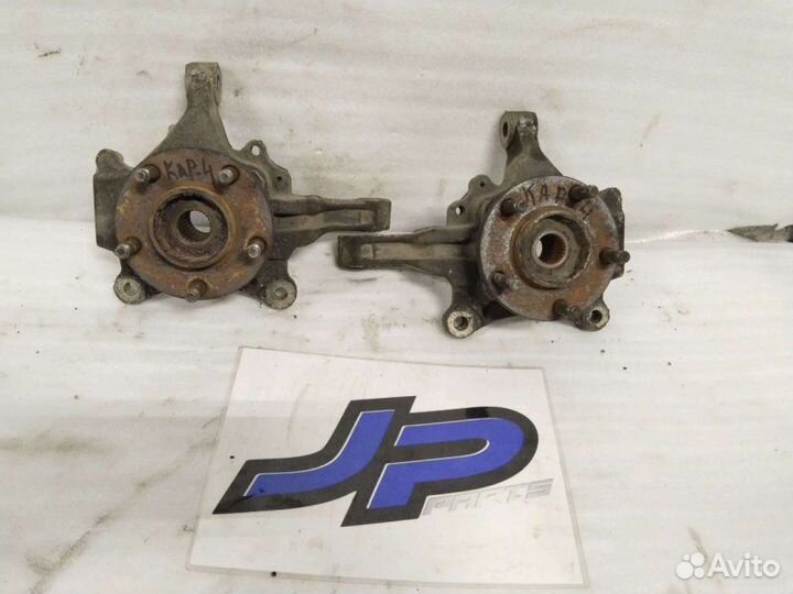 Кулаки поворотные Dodge Caravan 4