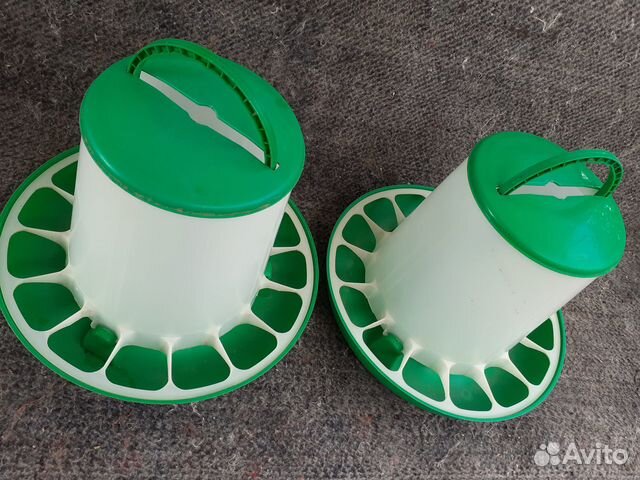 Кормушка для кур бункерная подвесная купить в Старой Руссе | Животные и ...