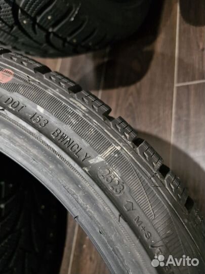 RoadX RX Frost WH12 225/40 R18 92H