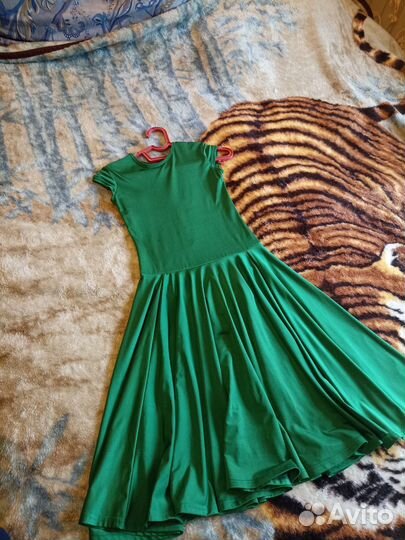 Платье для бальных танцев