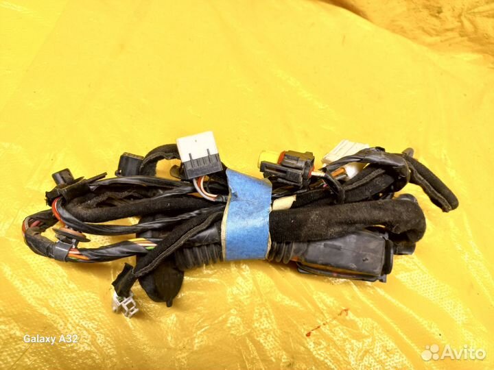 Проводка двери kia Hyundai 916104y031