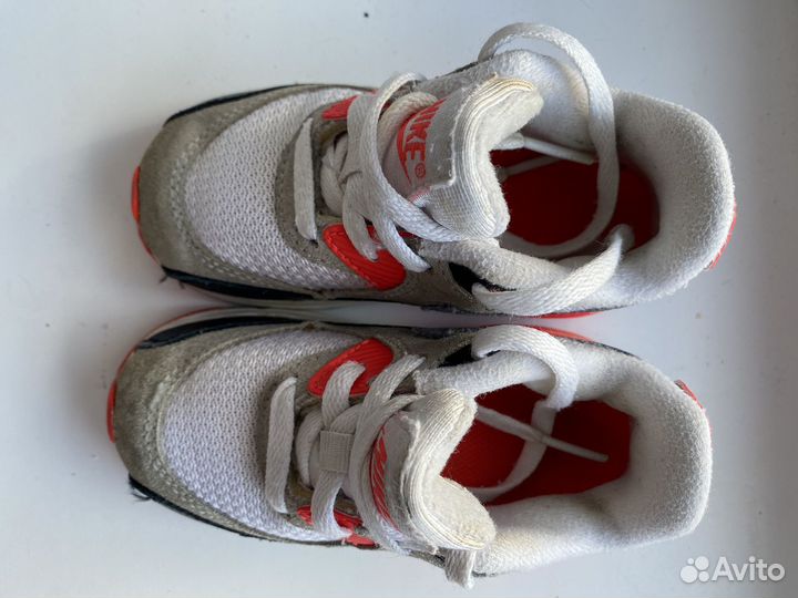 Кроссовки nike 23,5