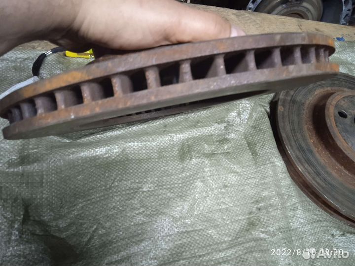 Диски тормозные перед dodge Challenger LC