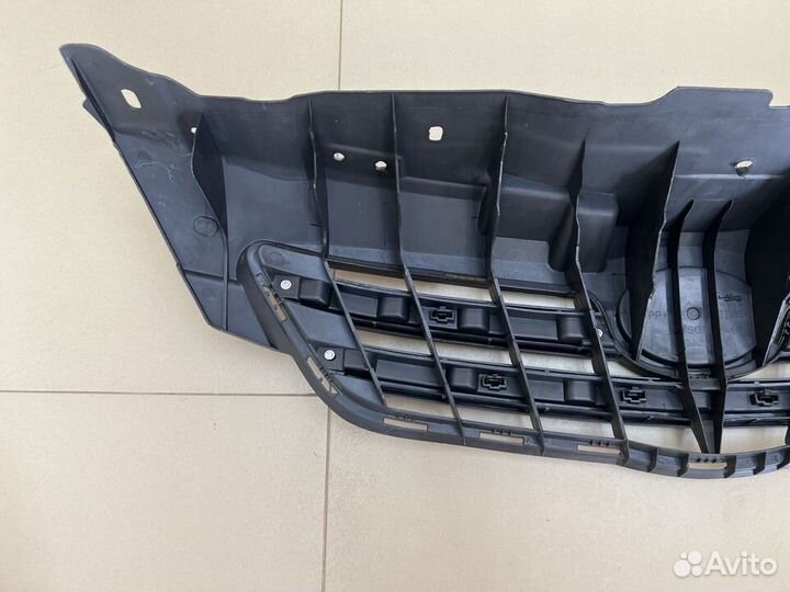 Решетка радиатора Toyota Corolla E150