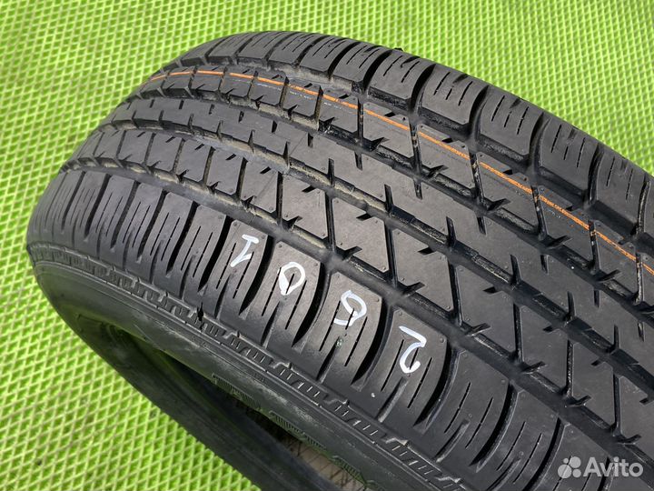 Dunlop SP Sport D8 235/60 R16