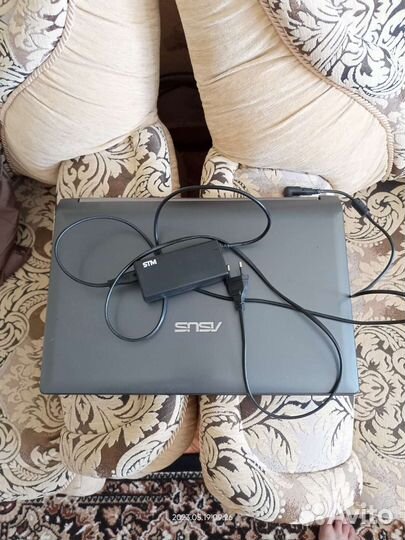 Ноутбук asus