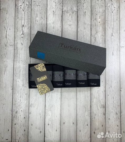 Носки в коробке