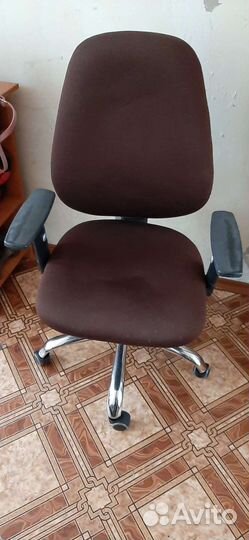 Офисное кресло бу