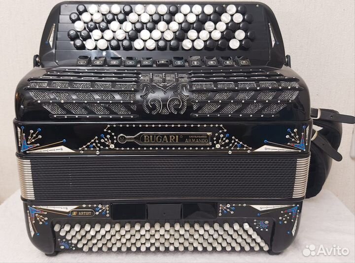 Итальянский баян Bugari Artist