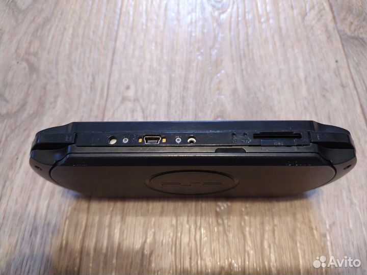 Sony psp e1008(на запчасти)