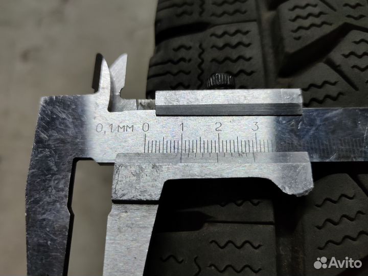 Шины 205/85R16 LT Bridgestone Blizzak W979 2021г