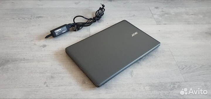 Мультимедиа ноутбук Acer (8Гб/SSD)