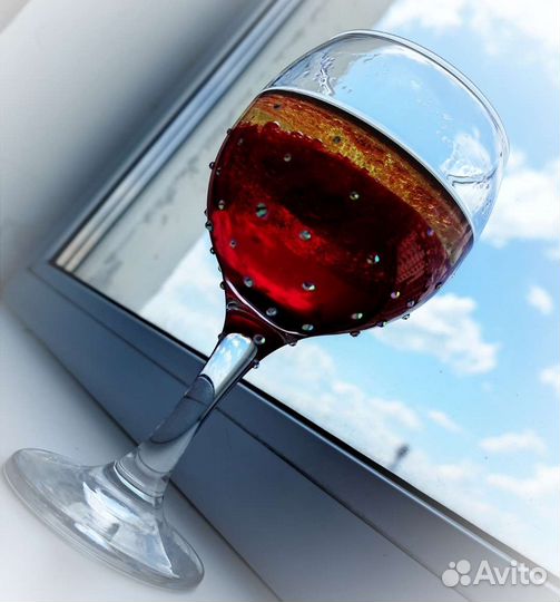 Бокал стекло с россыпью из страз