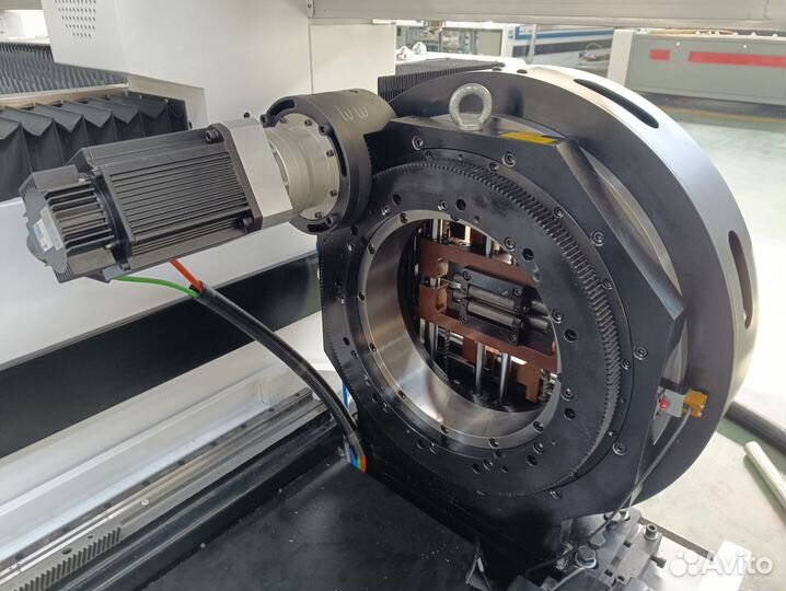 Оптоволоконный лазерный станок metaltec 1560B