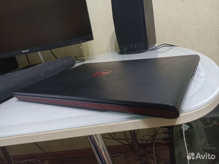 Dell inspiron 7566