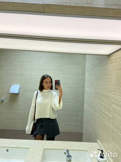 Свитер женский