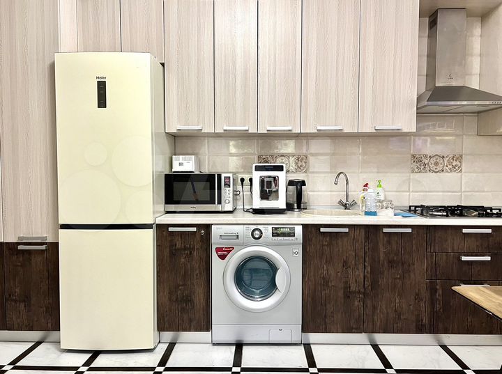 1-к. квартира, 42,2 м², 3/6 эт.